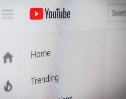 YouTube proíbe conteúdo supremacista e promete remover vídeos